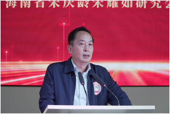 海南春光食品有限公司董事長黃春光。符敦孝攝