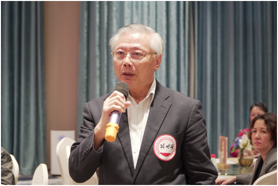 日本海南總商會會長、?？诶踔畼淙毡玖侠聿蛷d董事長符明潮。符敦孝攝