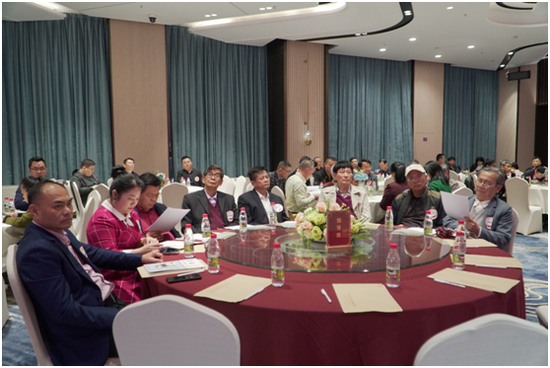 “攜手筑夢，守正創新”的迎新年企業界座談會現場。符敦孝攝